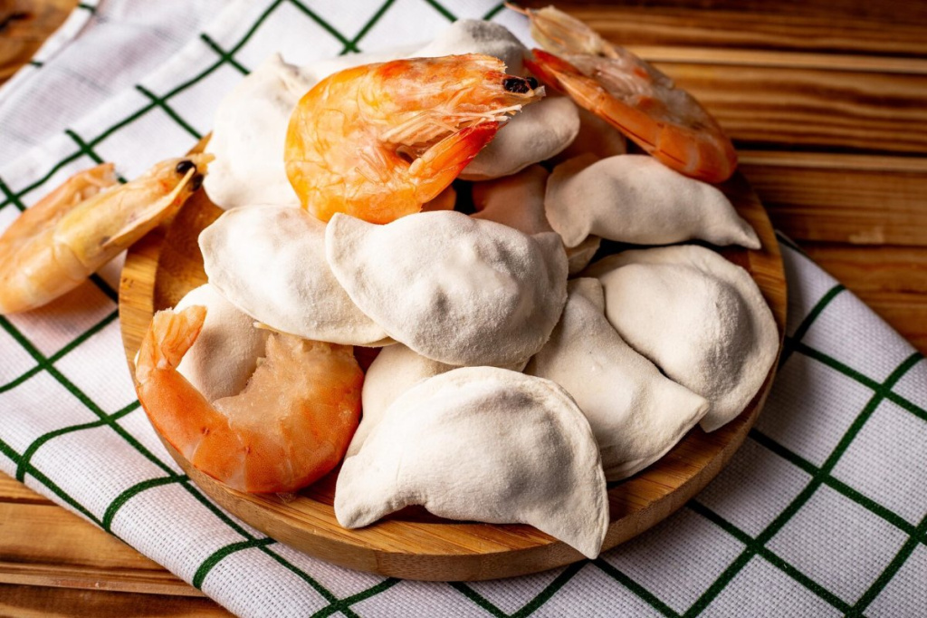 pelmeni-s-krevetkami-8e8e6bc.jpg