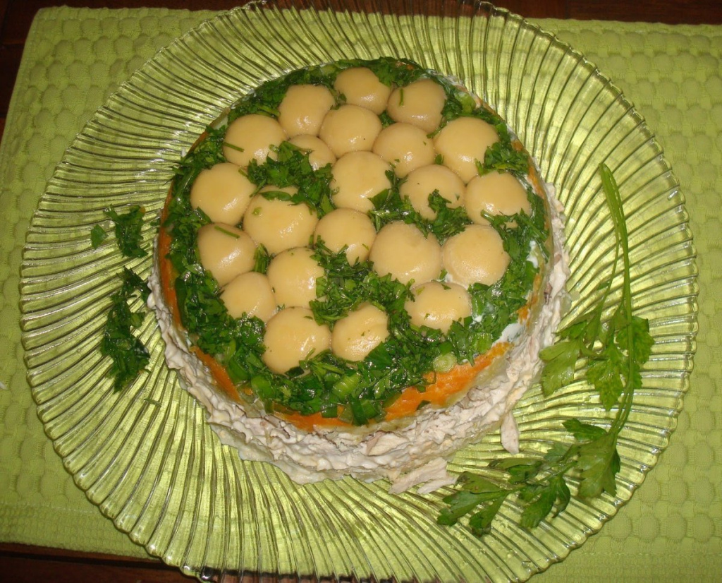 salat-gribnaja-korzinka-2c0f114.jpg