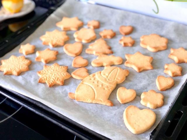 Песочное печенье: Легкий рецепт в духовке! 572c6ca2466880b26a8583073f3d426c.jpg